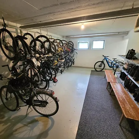 Central, Newly Renovated 2-room Энгельберг